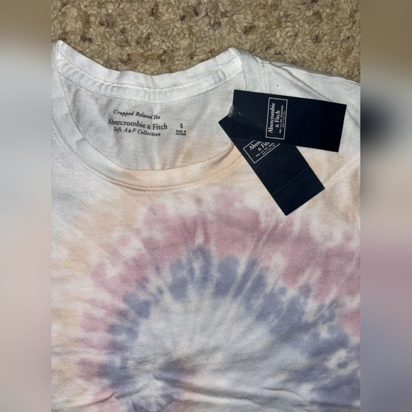 NWT! ABERCROMBIE & FITCH SIZE SMALL - Picture 3 of 9